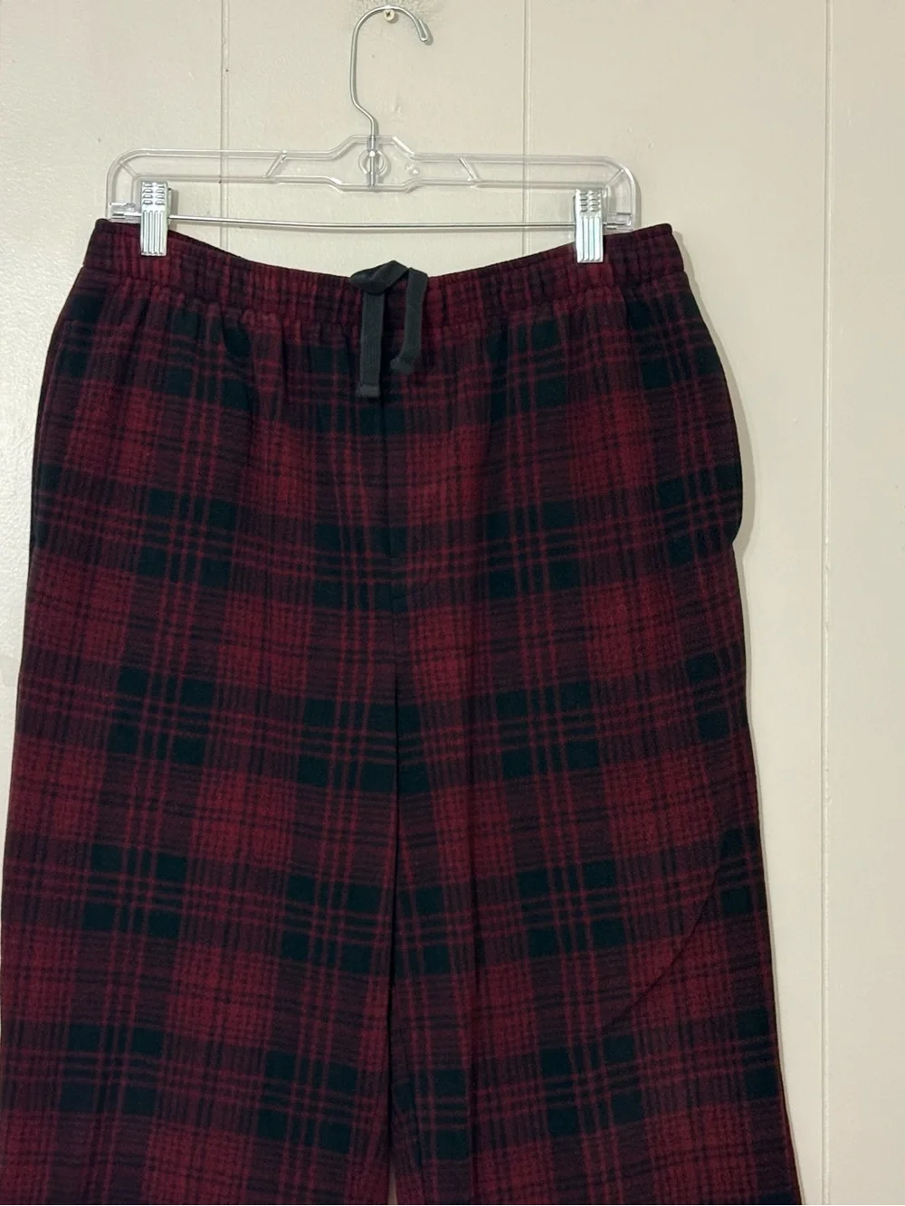 SKIMS Fleece Sleep Pajama Pants Wine Plaid Size M Unisex Lounge